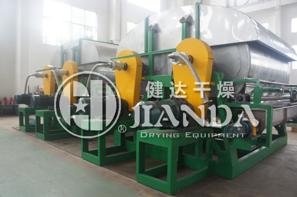 尿素熔融液专用滚筒刮板干燥机